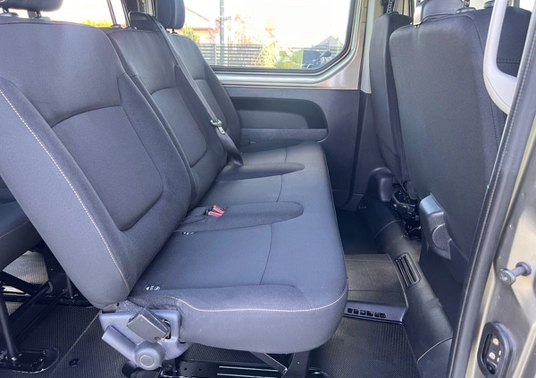 Renault Trafic cena 104998 przebieg: 80000, rok produkcji 2018 z Płock małe 497